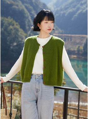 忘城T455座/绿意/春季百搭羊毛浣熊绒混纺茶绿色针织无袖马甲叠穿