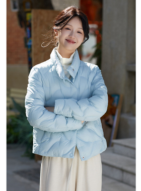 忘城N914座/冬盈蓝调/冬季新款新国标90白鹅绒蓝色立领羽绒服保暖
