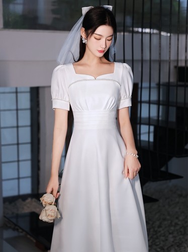 优雅方领短袖A字裙中长款泡泡袖