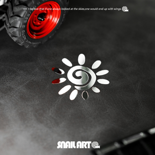 手绘可爱太阳金属贴纸个性 创意高级感笔记本电脑机箱摩托汽车窗贴