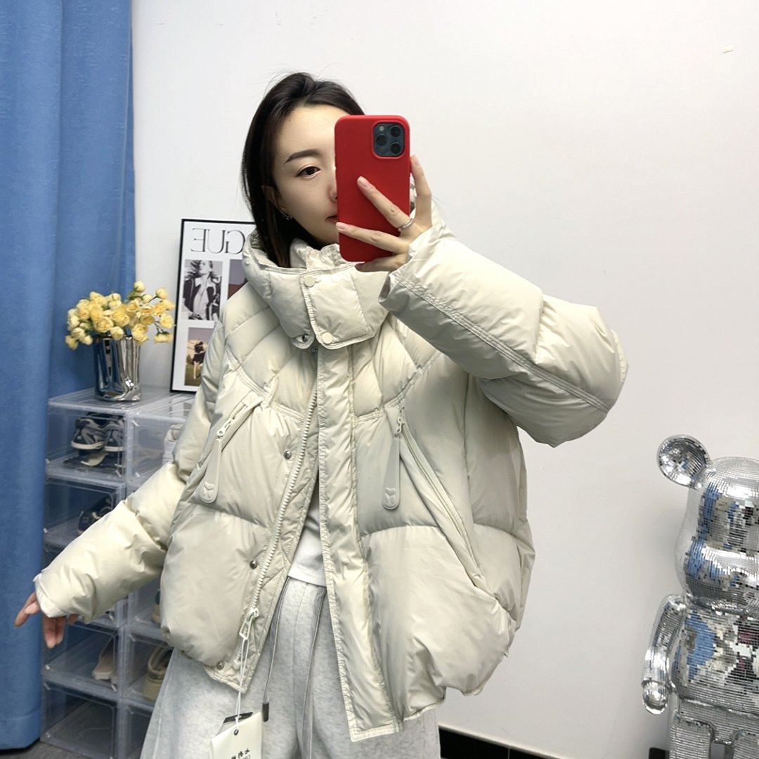 欧洲站韩版街头潮流百搭宽松羽绒服女加厚保暖纯色减龄连帽外套潮