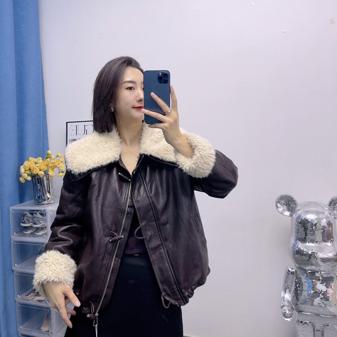 欧洲站25冬季新款韩版宽松加厚保暖皮毛一体外套女短款羊羔毛棉服