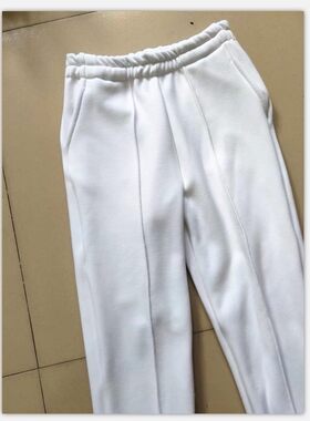 北京育才中小学生冬季纯白色校服
