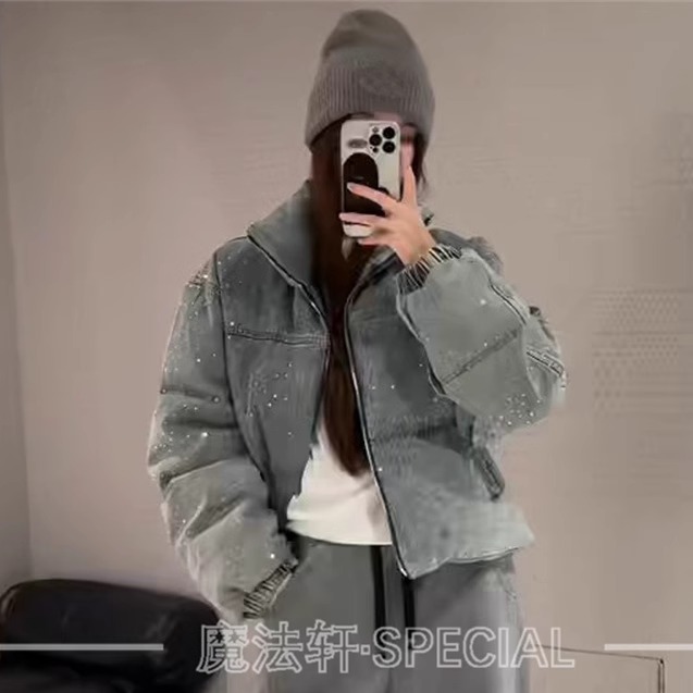 亮钻牛仔羽绒服短款女款2025新款立领保暖冬季外套欧洲站上衣潮Q