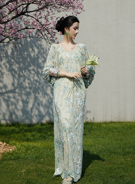 澄渔高定【禾棠月色】新中式丝绒中式纹样精工刺绣蝙蝠袖连衣裙