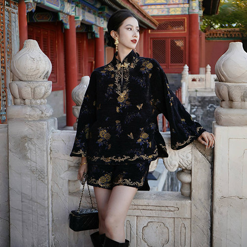 提花金线刺绣可选三件套装