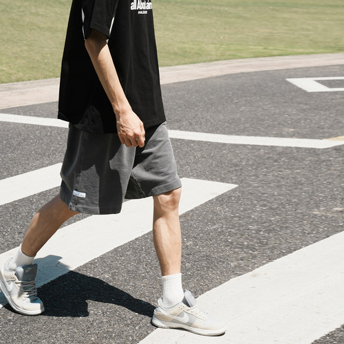 GOGOSOON夏季新款休闲短裤320g男做旧泛白洗抽绳直筒宽松裤子潮Q