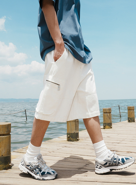 GOGOSOON夏季新款休闲短裤315g男立体拉链口袋半松紧腰宽松五分Q