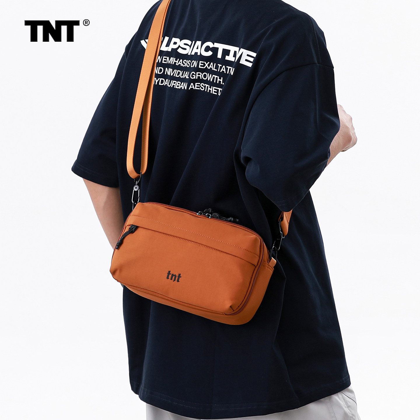 TNT数码收纳包多功能斜挎旅行图片