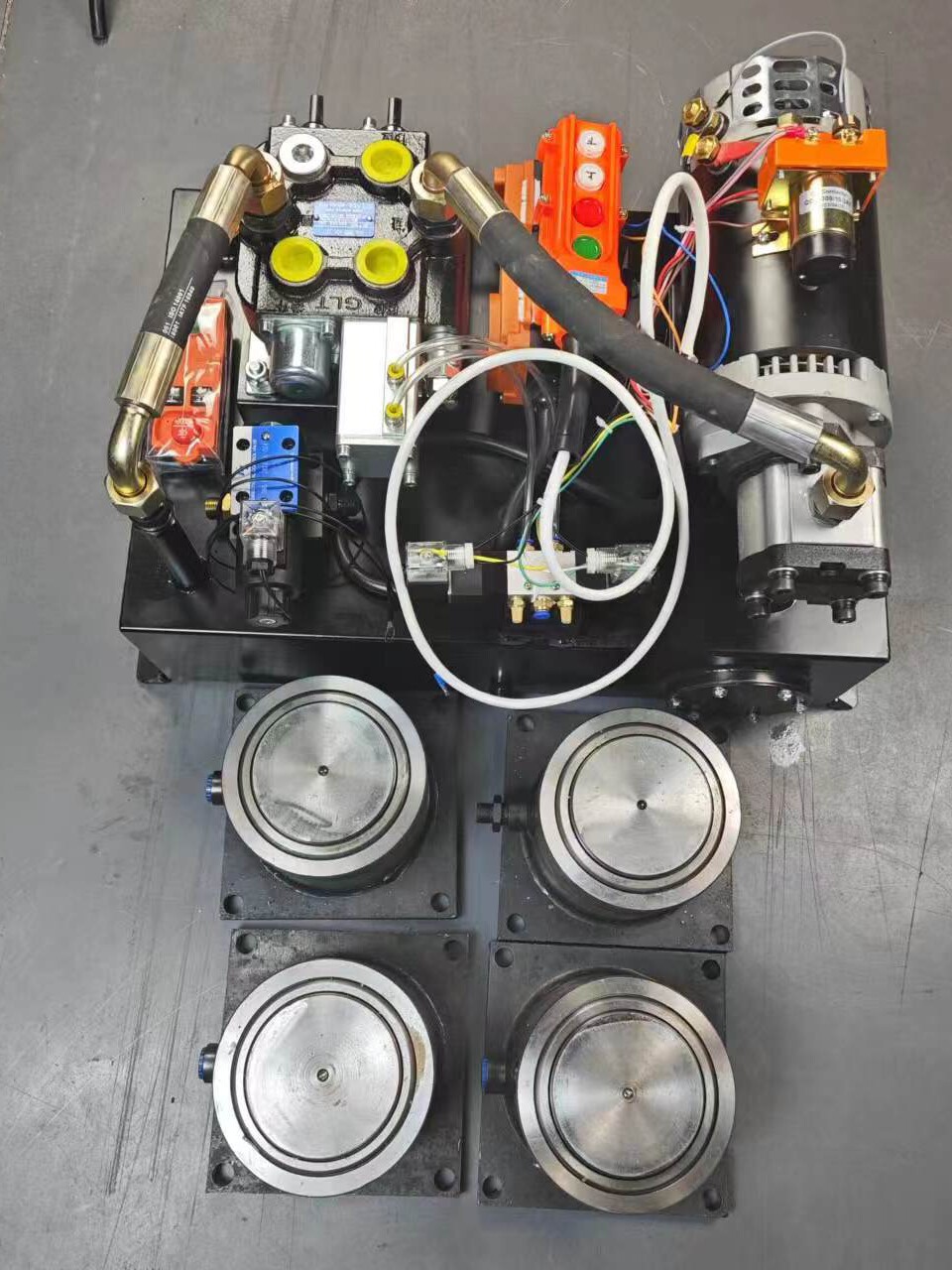 半挂车电动取力器液压升降动力单元后翻侧翻前四后八直流动力泵站