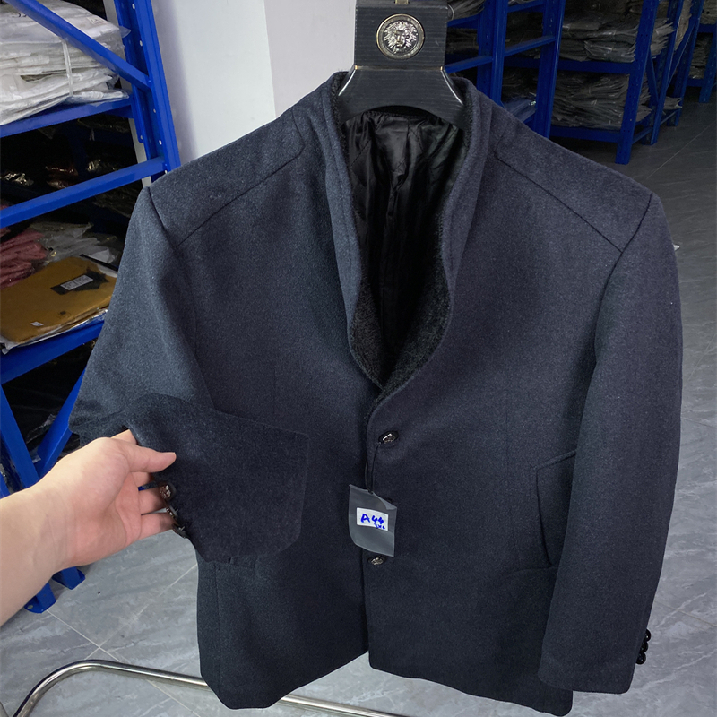 就一件质量好外套修身版型