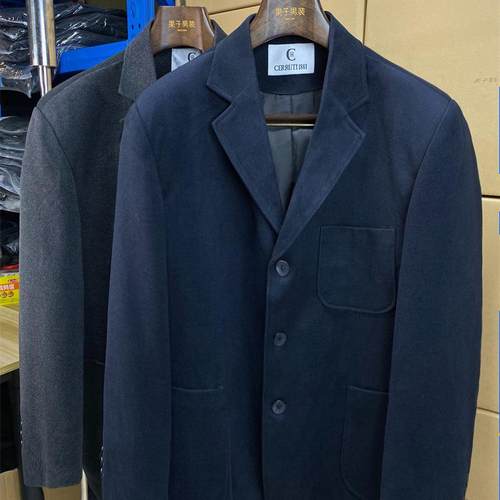 200斤肥仔商务休闲秋冬阔版西服