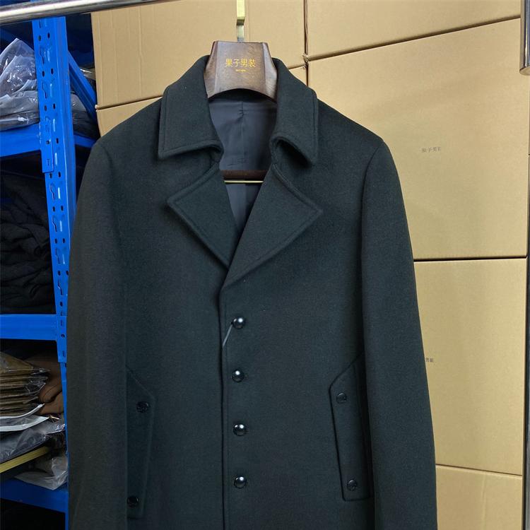 实体店高端品牌高级大衣男装
