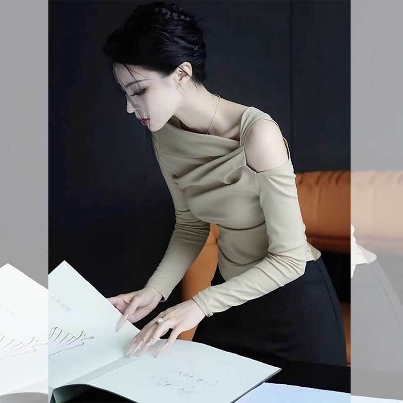 法式轻熟风杏色镂空露肩打底衫女内搭巨好看修身长袖t恤上衣秋冬