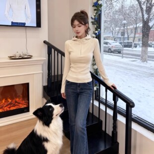 德绒半拉链奶杏连帽卫衣女款2026新款爆款秋冬季内搭打底帽衫上衣