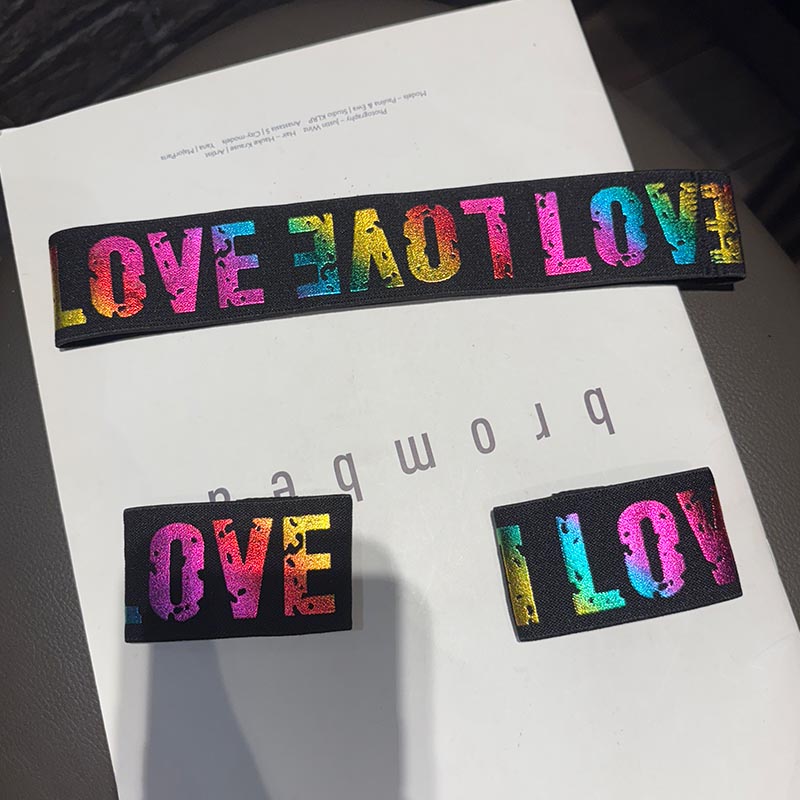 儿童红色国潮运动发带男童幼儿园舞蹈运动会合唱表演头饰护腕套装