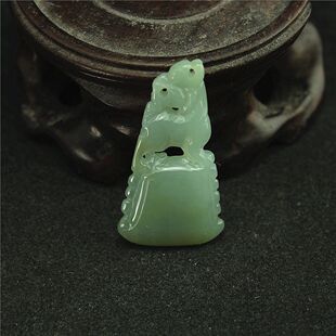 特价 缅甸天然翡翠A货玉器 老坑冰糯种府(斧)上有龙吊坠 包邮