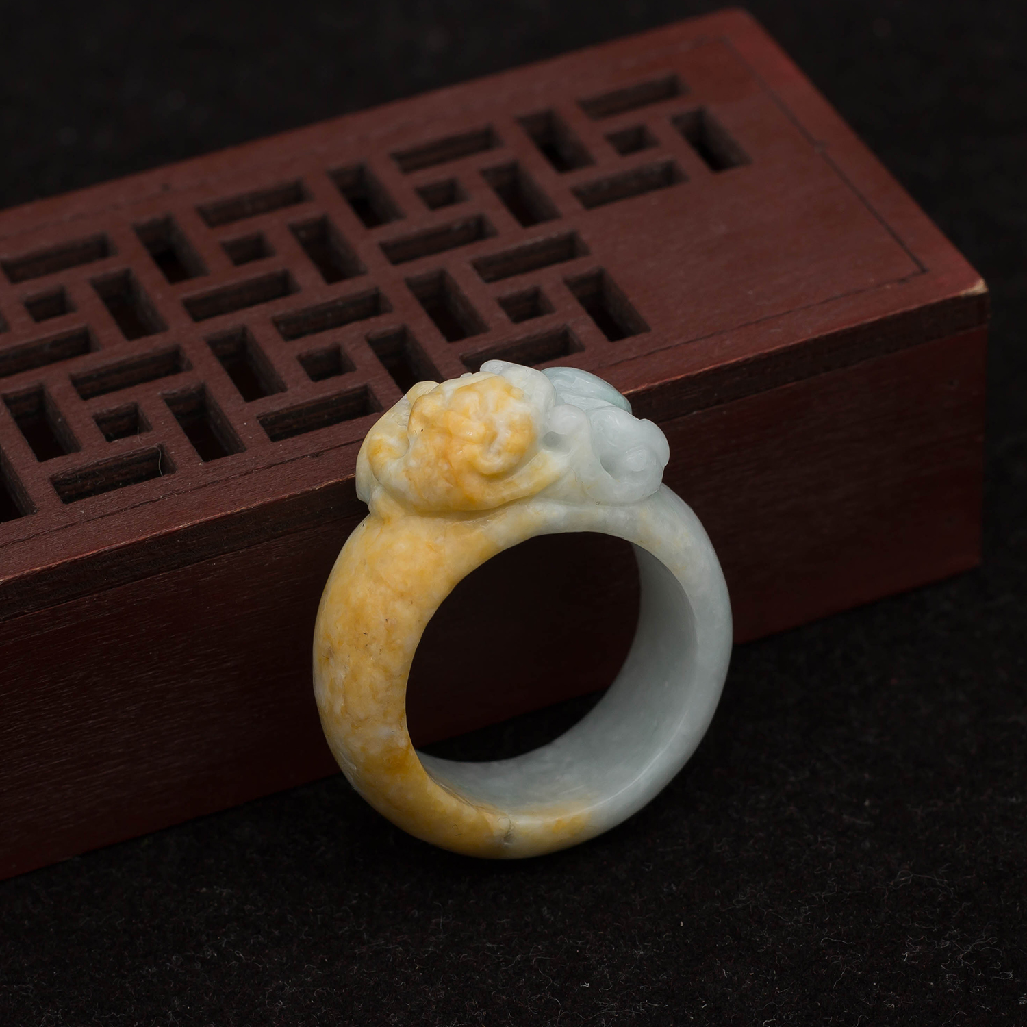 23.4mm工厂直销 天然缅甸A货翡翠 瑕疵糯种黄翡蝙蝠戒指扳指 包邮