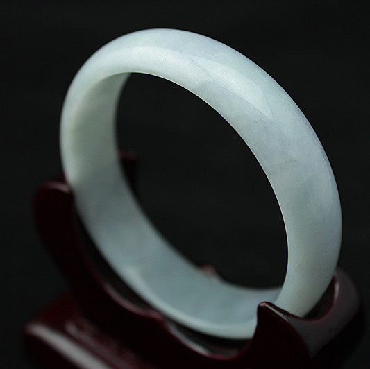 56mm 缅甸A货翡翠玉器 糯种淡紫罗兰底色手镯 翡翠手镯珠宝 包邮在类目 珠宝/钻石/翡翠/黄金, 翡翠（新）, 手饰中 - 来自Buy2taobao.com提供专业的淘宝代购服务