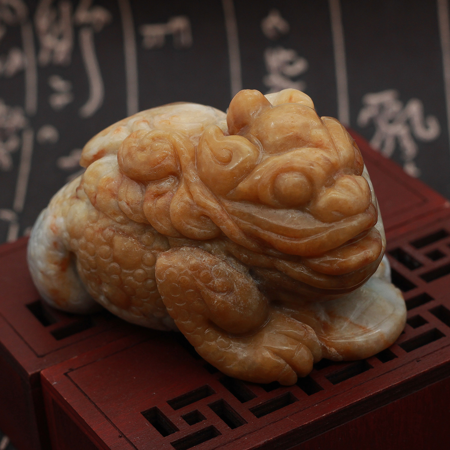 工厂直销 缅甸A货翡翠玉器 秒杀糯种黄翡三脚金蟾风水小摆件 包邮