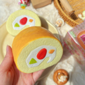 木吉新品 水果瑞士卷捏捏乐慢回弹解压玩具可爱squishy
