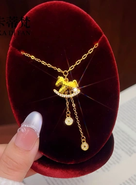 金店同款沙金点钻铜钱流苏马上有钱项链新款碎冰冰生肖马锁骨链