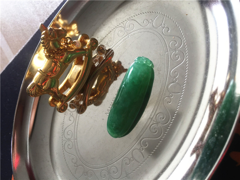 翡翠冰种天然证书福贝吊坠现货