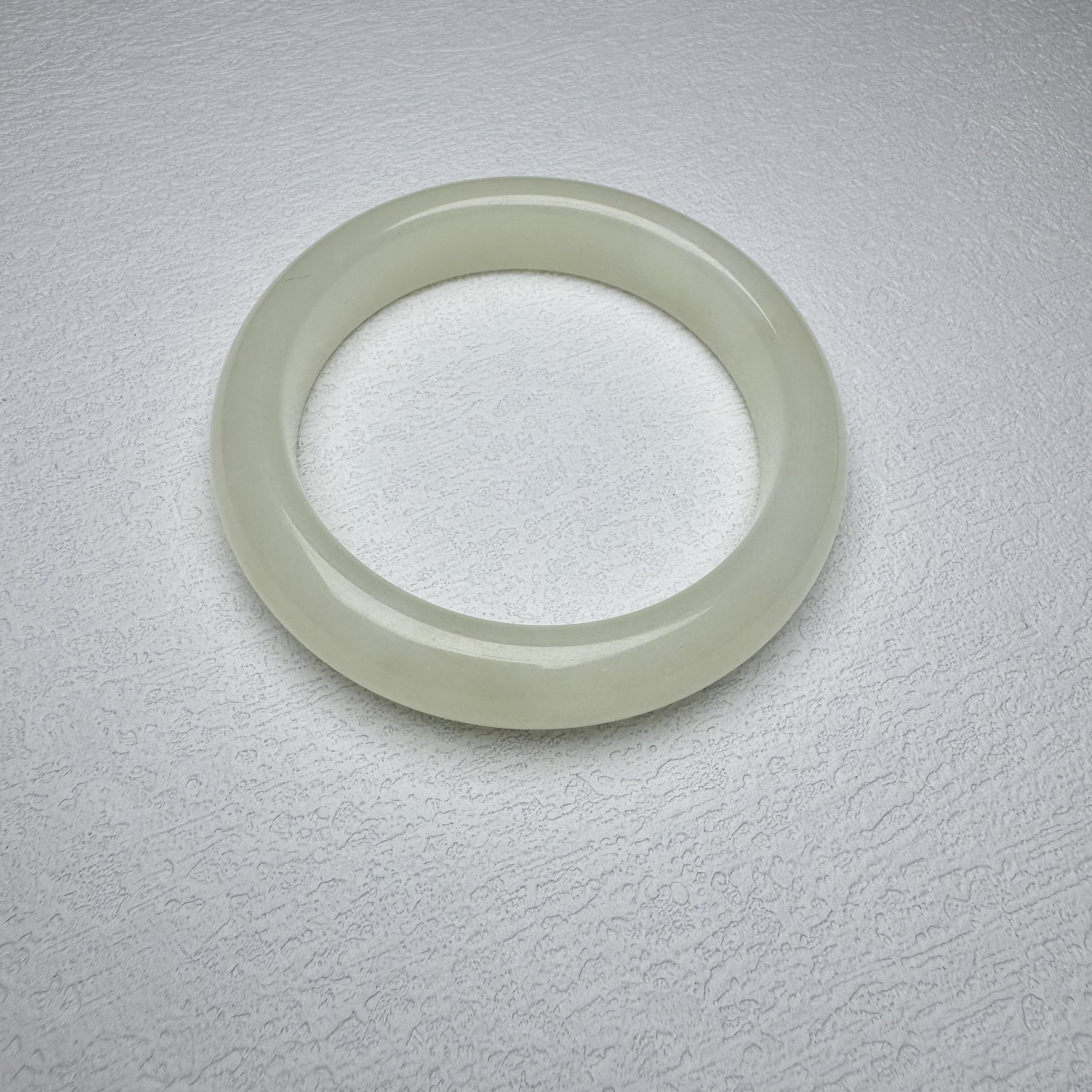 F812和田玉籽料冰透温润手镯玉镯镯子珍品52.8小圈口奶白鹅黄证书