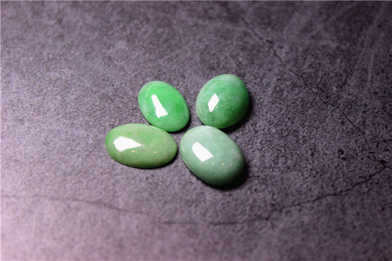 HH23超划算！翡翠戒面4枚大颗无孔绿特惠椭圆15mm天然镶嵌裸石