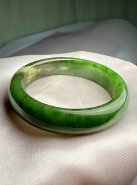 G32和田玉碧玉阳绿冰透温润手镯玉镯镯子原皮石皮珍品55圈口证书