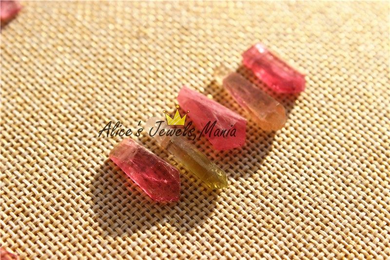 JJ9特惠碧玺5颗5枚一组巴西全净粉红鲜艳高品质有孔吊坠DIY现货 - 封面