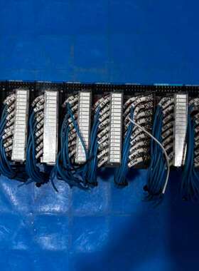 汇川原装PLC模块，型号AM600-0016END，实物图拍