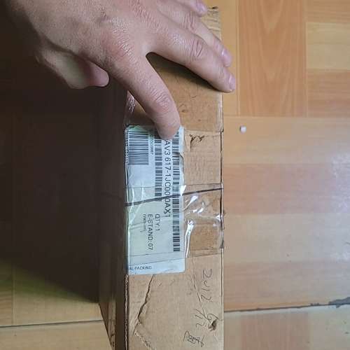 617-1JC00-0AX1，西门子触摸屏，全新库存，已经开