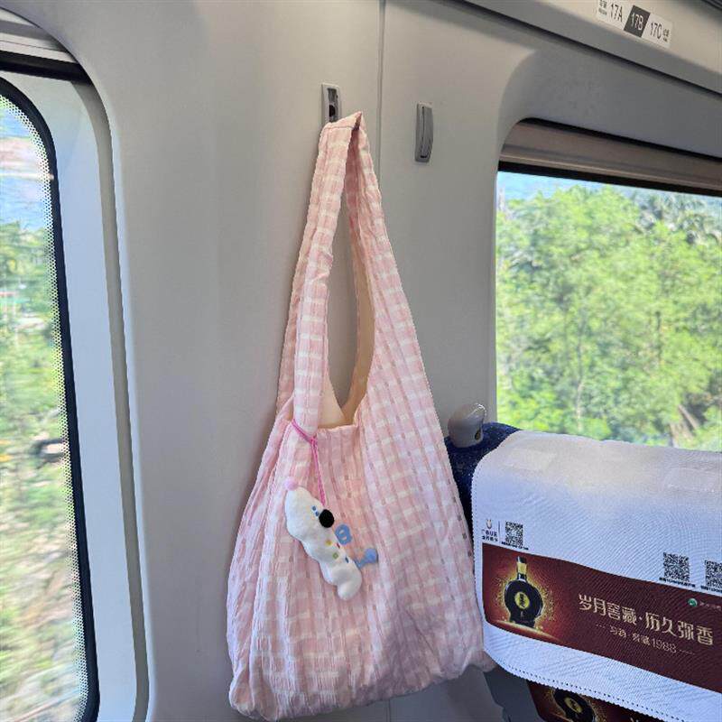 夏季新款多巴胺格子背心包旅行帆布袋小清新单肩百搭仙女托特包包