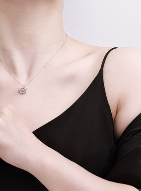 莫桑石小猫咪高级感可爱甜美S925纯银2025萌虎灵动项链女吊坠锁骨