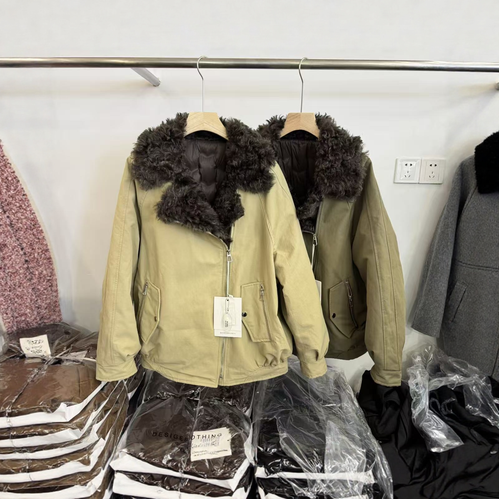 韩版宽松休闲翻领派克羽绒服外套