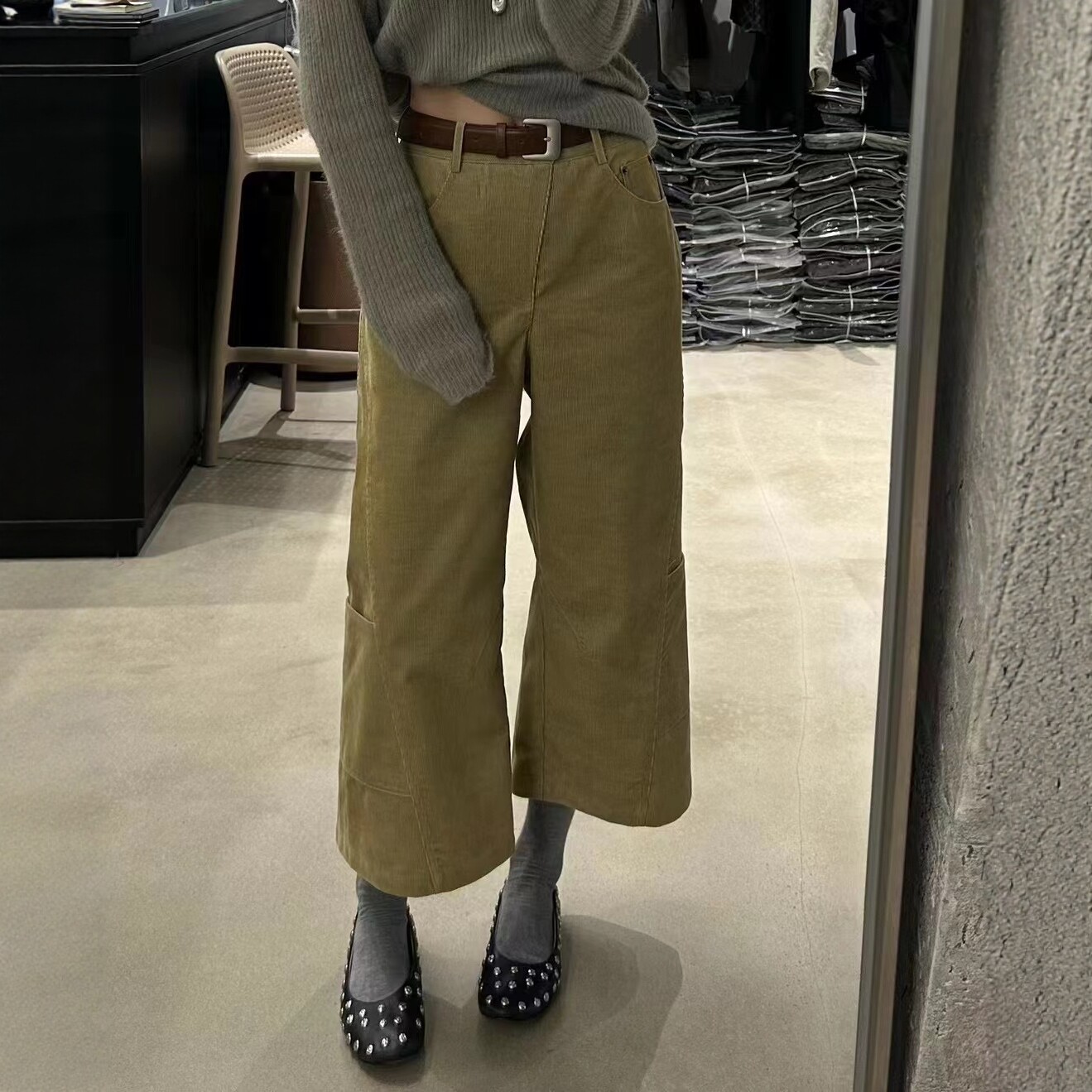 韩版高腰灯芯绒工装阔腿九分裤女图片