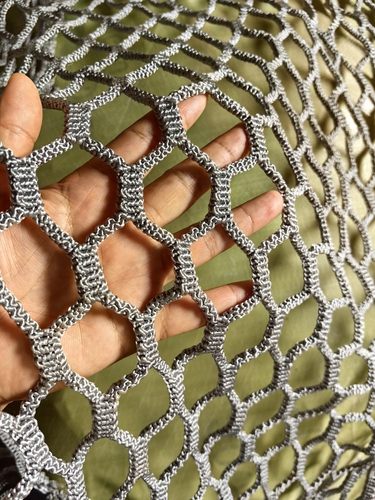 锦纶网灰色六角网游乐防护网