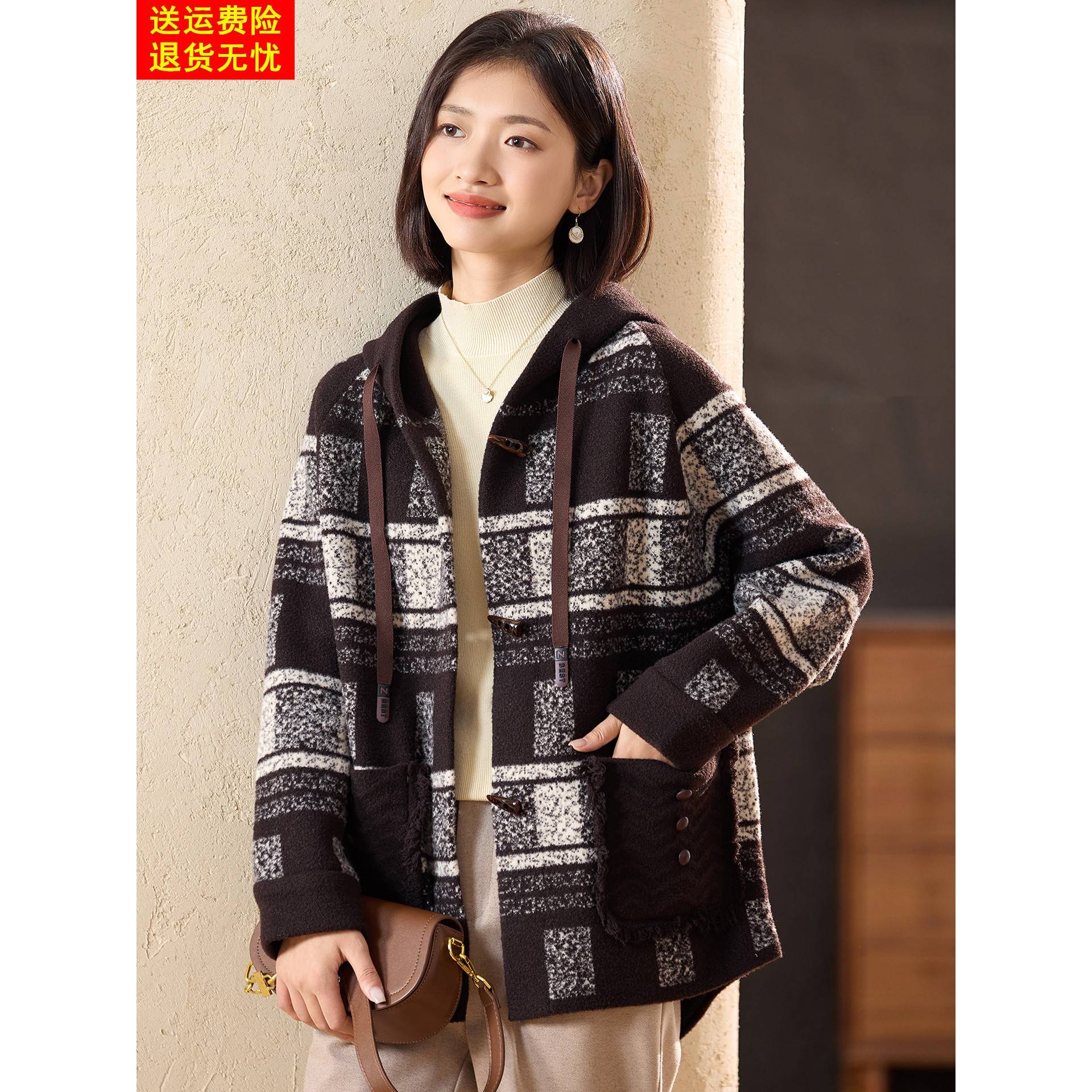 喜卉妈妈秋装针织连帽外套洋气格子开衫上衣服中老年女装秋冬夹克