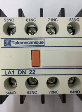接触器辅助触头组 LA1DN22 F4-22 LA1-DN22C 两开两闭触点