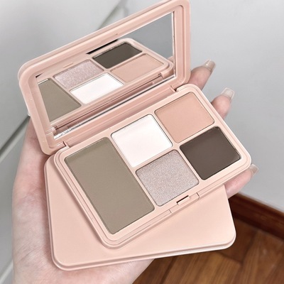 幻影小熊提亮修容眼影盘遮瑕高光