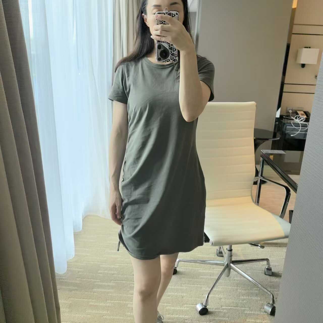 单侧抽绳褶皱圆领超显身材纯棉