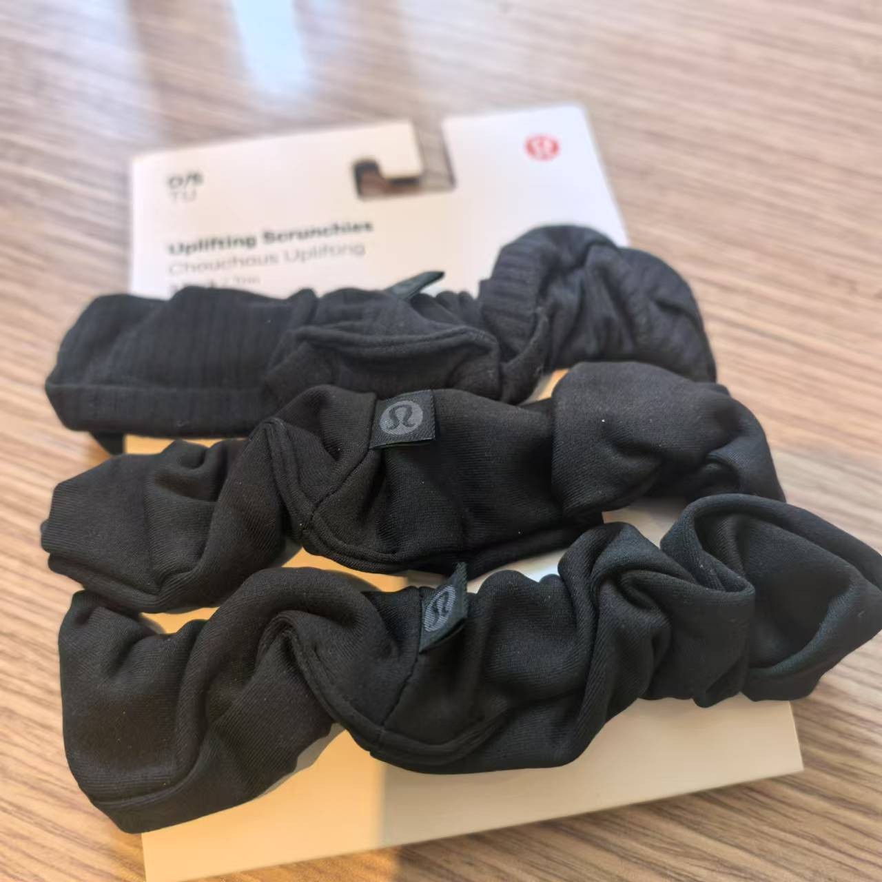 lululemon蝴蝶结发圈三色