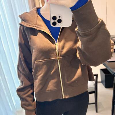 短款连帽全拉链外套lululemon