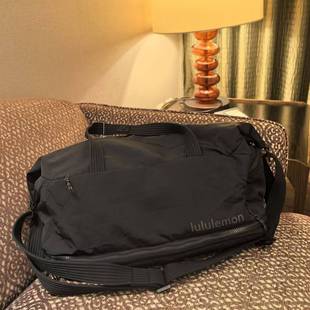 lululemon Gym Duffle Bag 运动健身包
