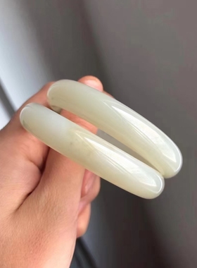 天然和田玉新疆且末料白玉小圈口扁条手镯女玉镯子带证书