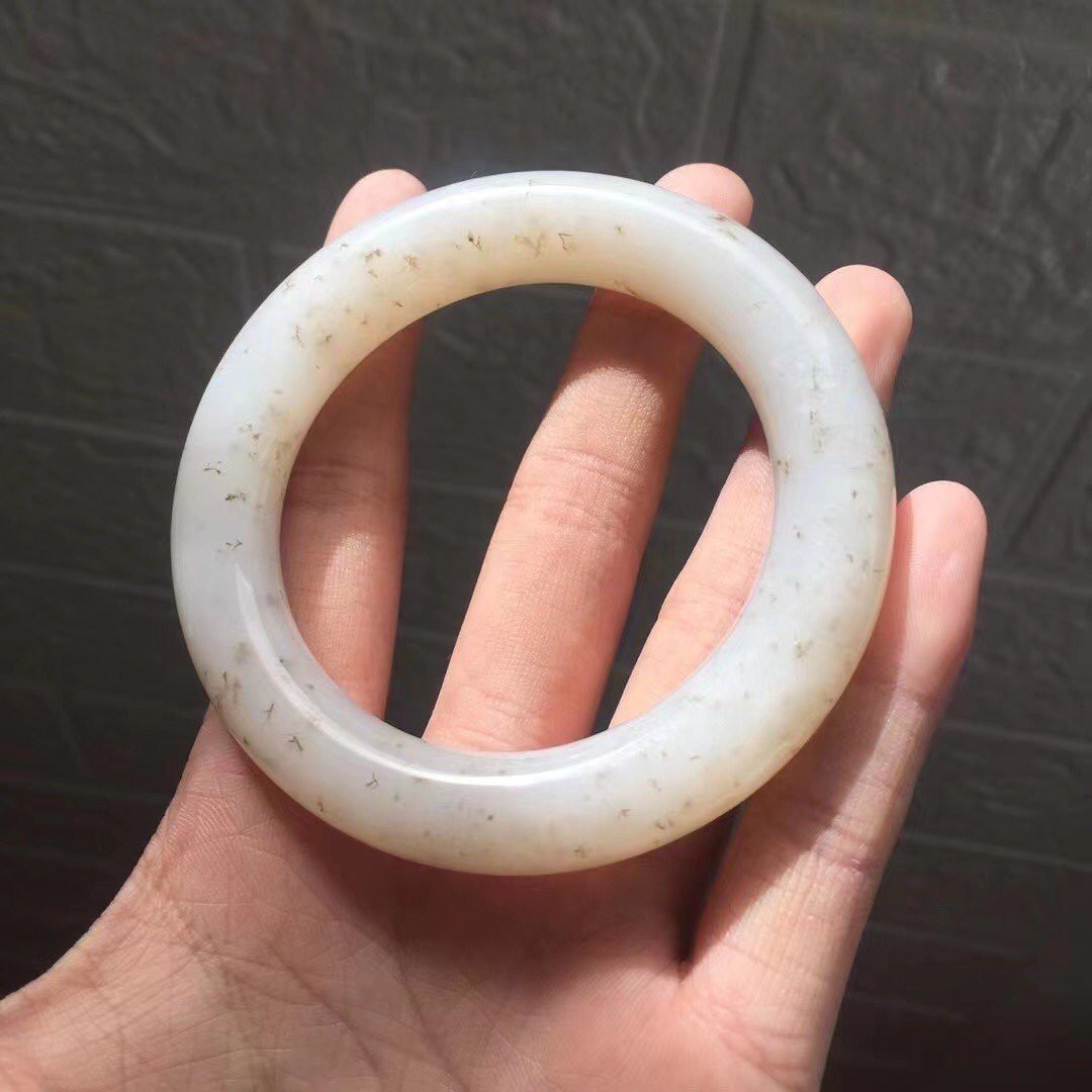 天然和田玉青海野牛沟桂花糕粗圆条手镯(非罗甸料)女玉镯子