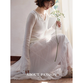 Passion 法式 About 复古V领翻领喇叭袖 上衣