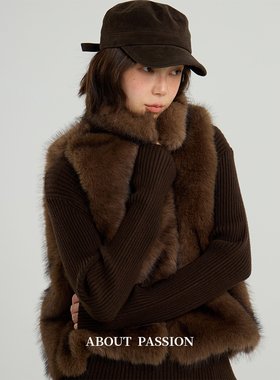 About Passion · 法式复古皮毛一体立领马甲冬季环保皮草外套