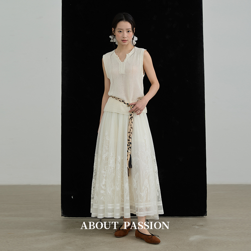 About Passion · 夏季网纱刺绣蕾丝半身裙高级感显瘦a字裙